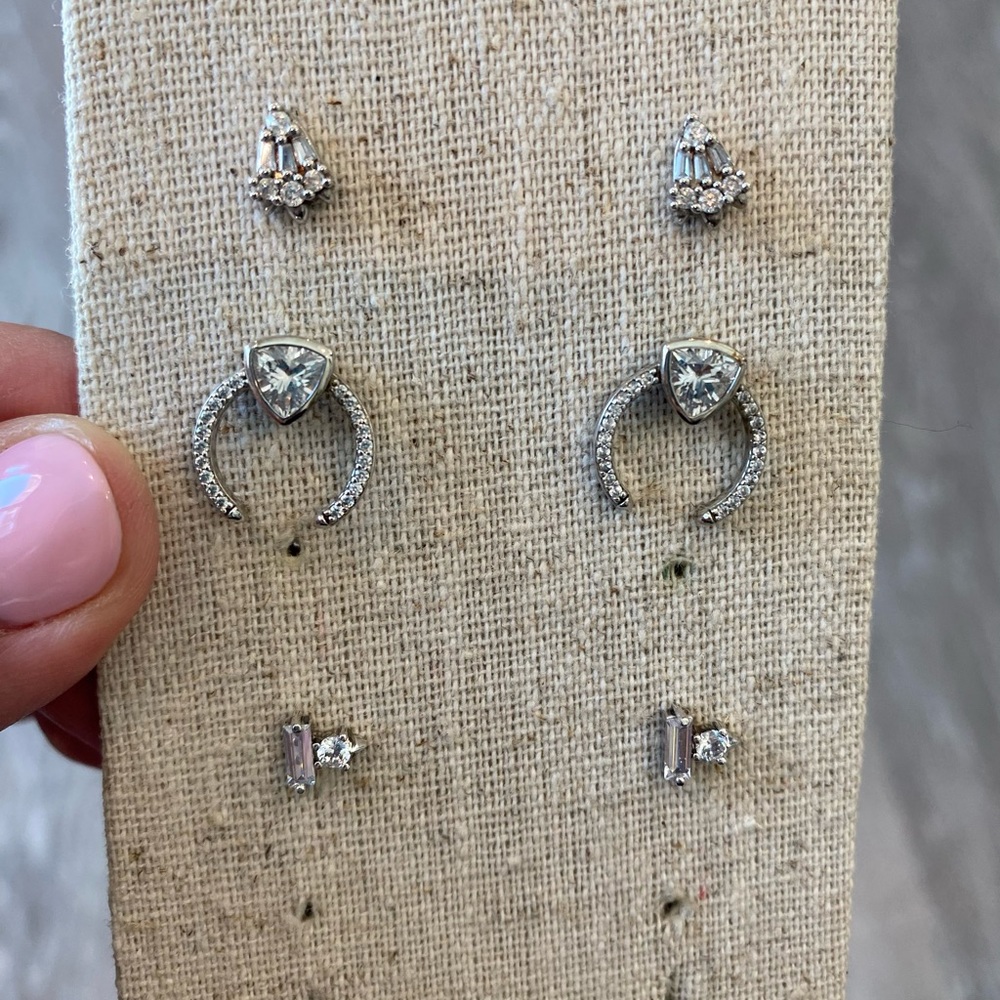 Set of three crystal studs